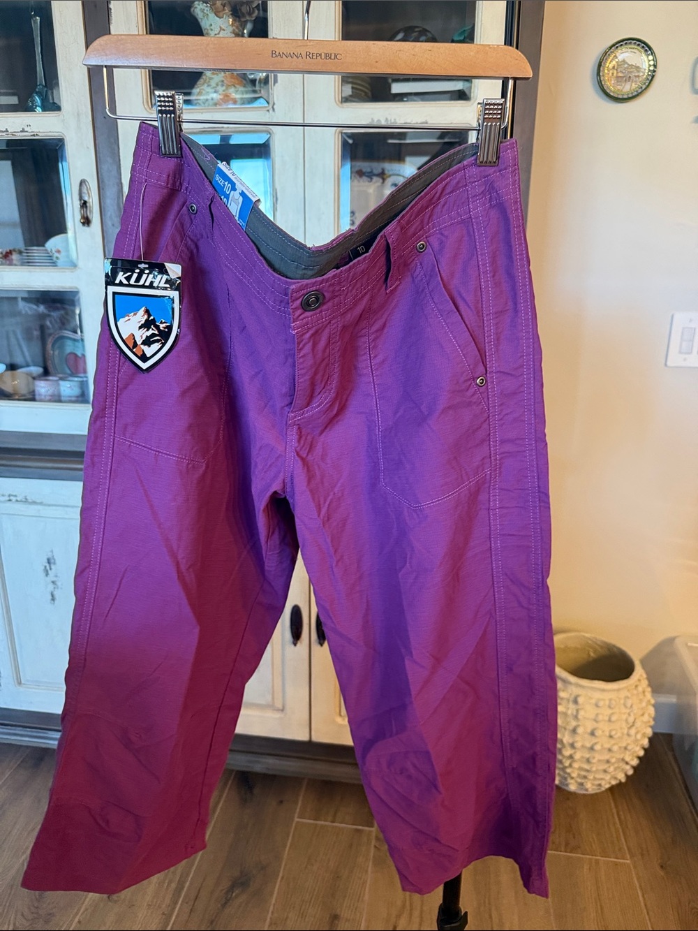 Kuhl Women's Cropped Pants in Vibrant Purple